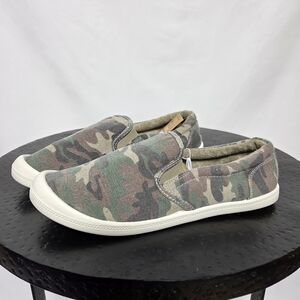 Mad Love Kasandra Slip-On Casual Sneakers Shoe Camouflage Green Size-8 NWT